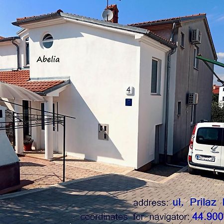 Abelia Pool View Studio Pula Exterior photo